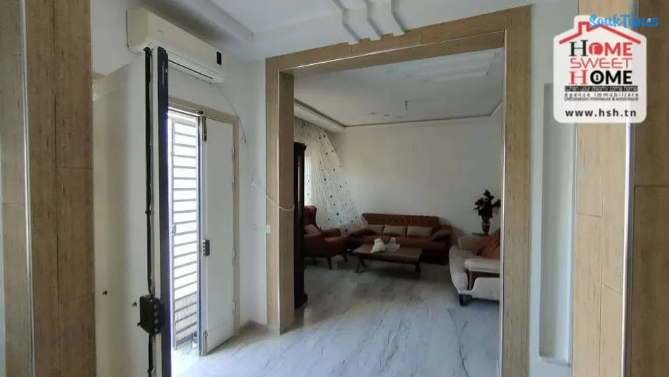 Image 5 de l'annonce Villa Cuivre à Vendre à Rades Méliane