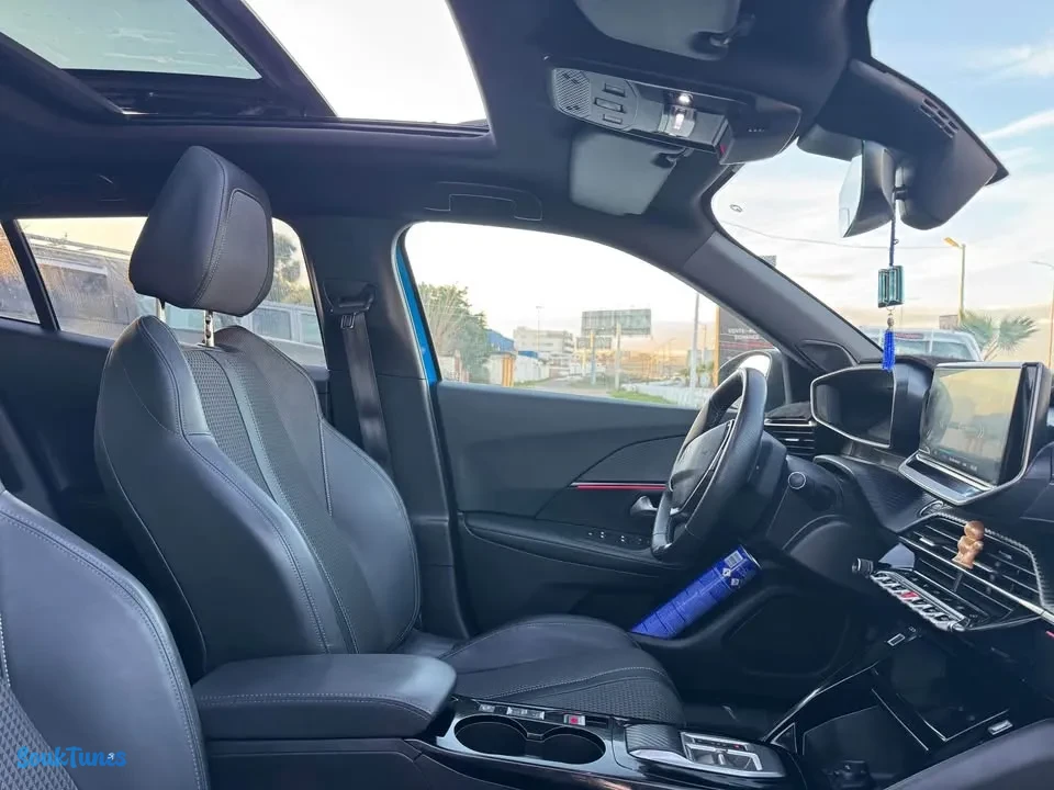 Image 8 de l'annonce 🏁 Peugeot 2008 électrique ⚡️ 🏁