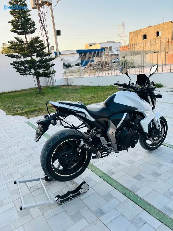 Image 8 de l'annonce Honda CB1000R