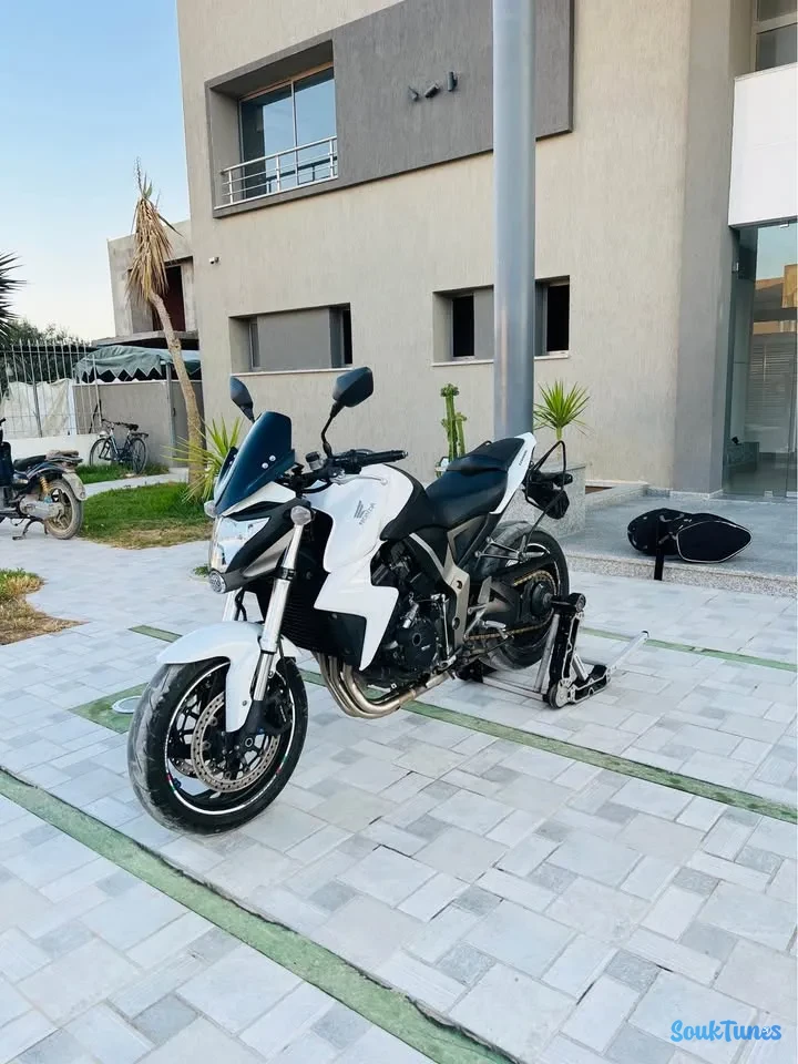 Image 6 de l'annonce Honda CB1000R