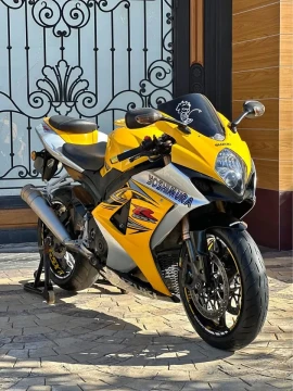 Image principale de l'annonce Suzuki Gsxr 1000 k8