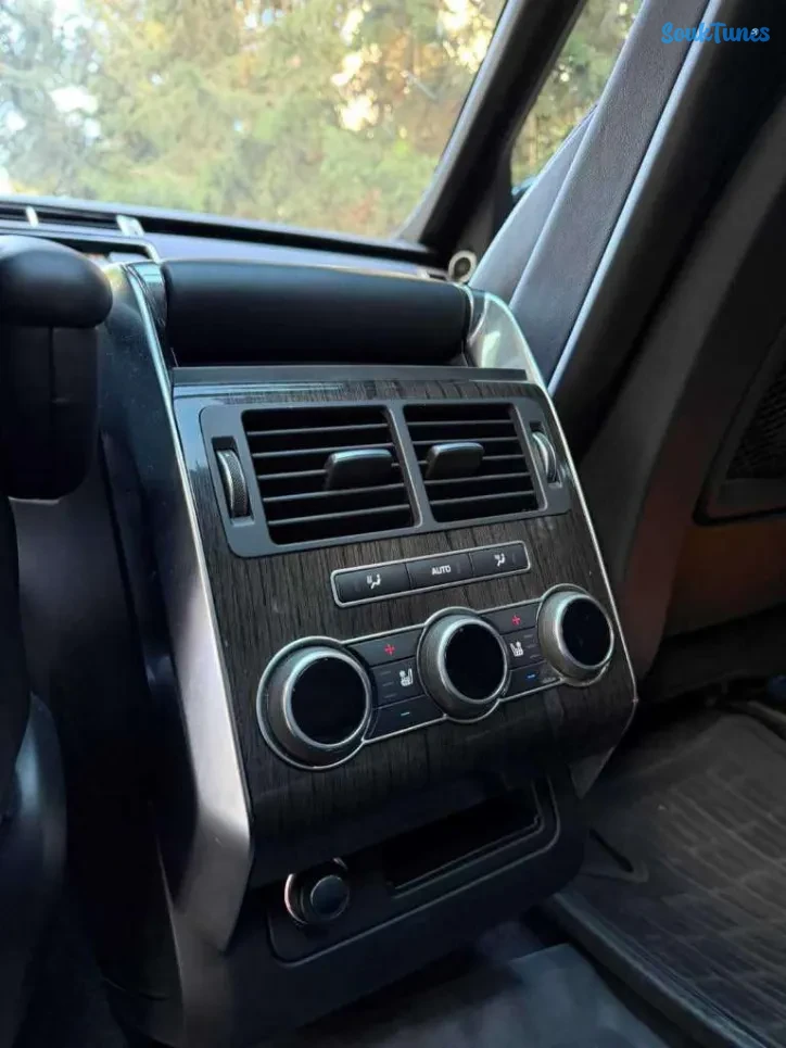 Image 8 de l'annonce ⛔️ Range Rover Sport diesel 3L 2017 seri 258⛔️