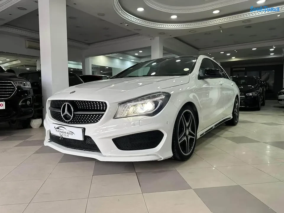 Image 4 de l'annonce Mercedes CLA 200 AMG Package