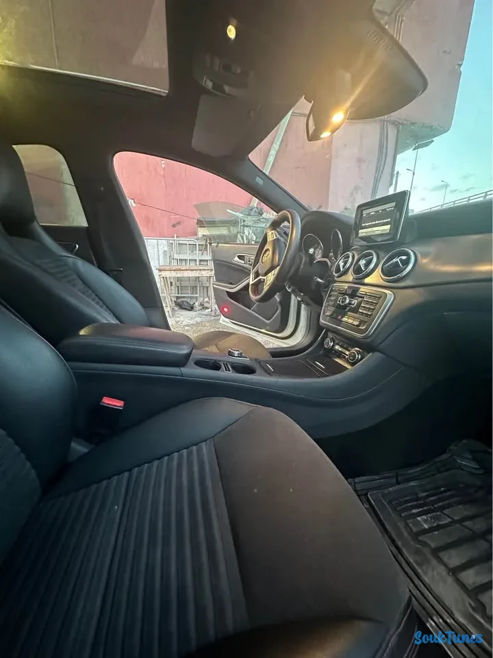 Image 10 de l'annonce Mercedes CLA 200 AMG Package