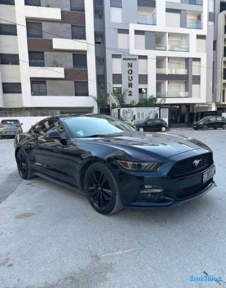 Image 6 de l'annonce Ford Mustang Coupé V6 Noire - Comme Neuve Ariana