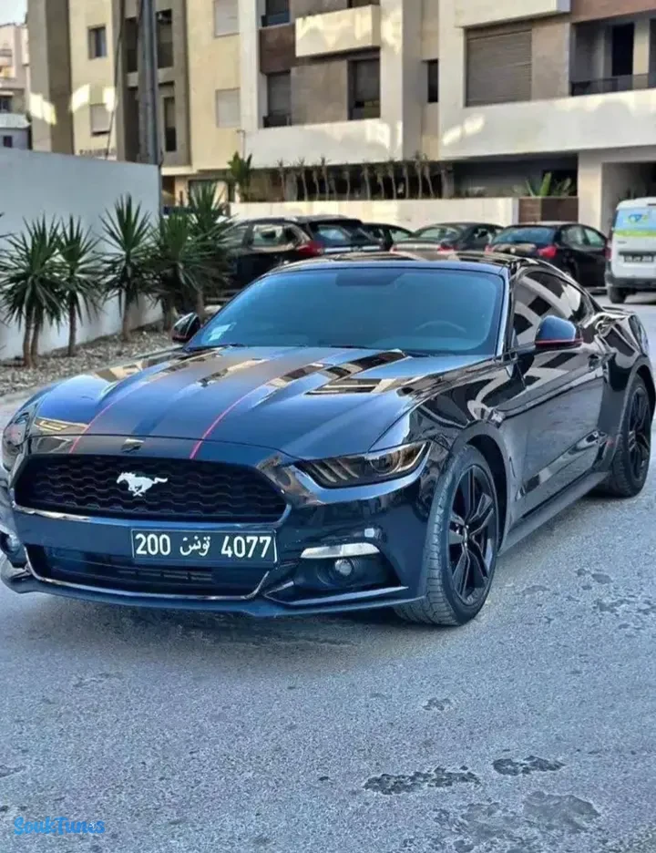 Image 5 de l'annonce Ford Mustang Coupé V6 Noire - Comme Neuve Ariana