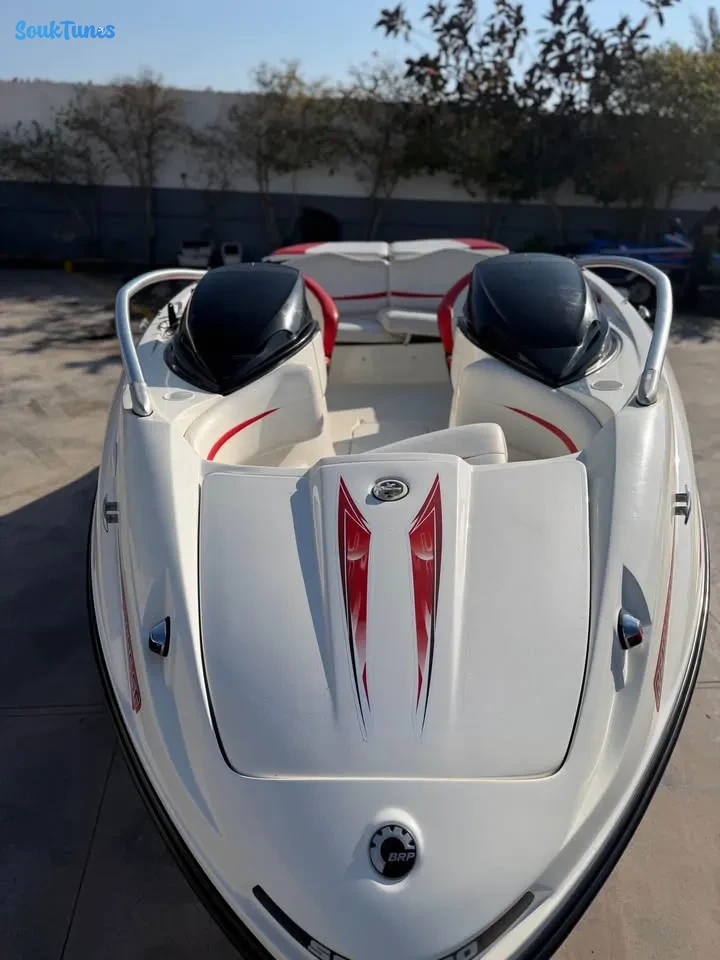 Image 6 de l'annonce Jet boat seadoo