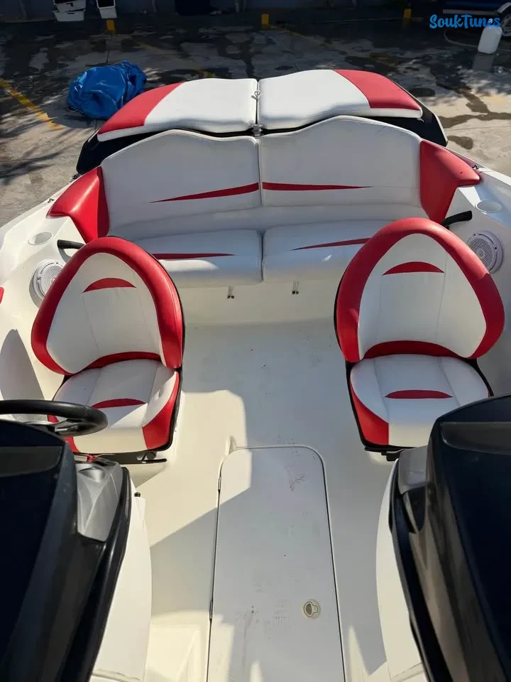 Image 8 de l'annonce Jet boat seadoo