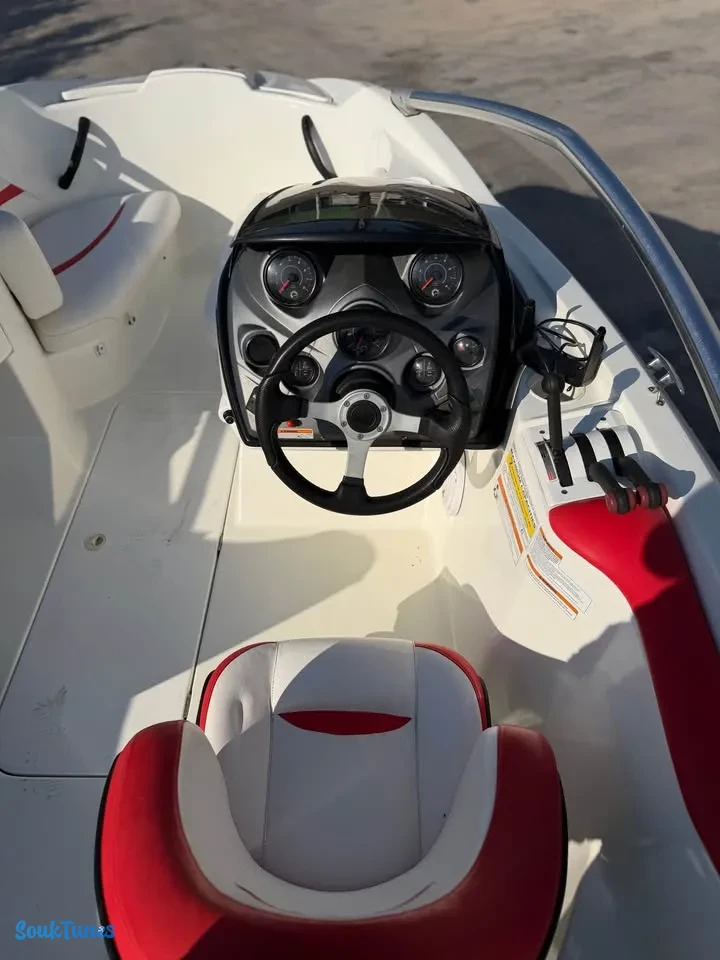 Image 10 de l'annonce Jet boat seadoo