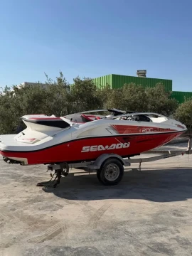 Image principale de l'annonce Jet boat seadoo