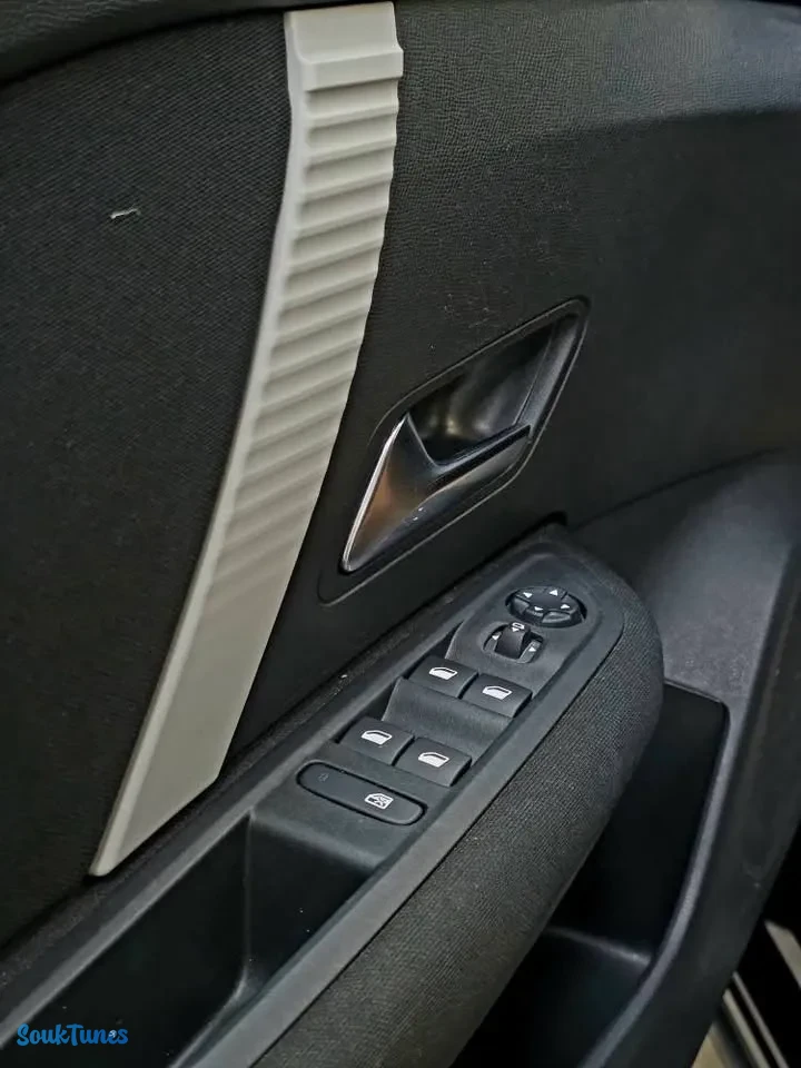 Image 12 de l'annonce Citroën C4x BVA / 73 000 TND