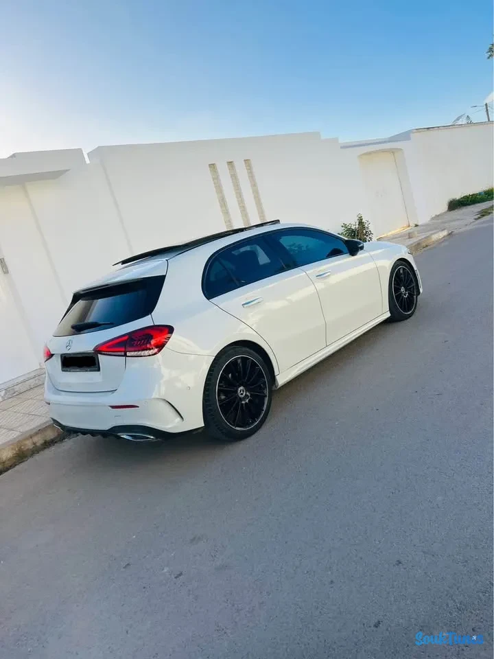 Image 4 de l'annonce Mercedes classe A180 kit AMG