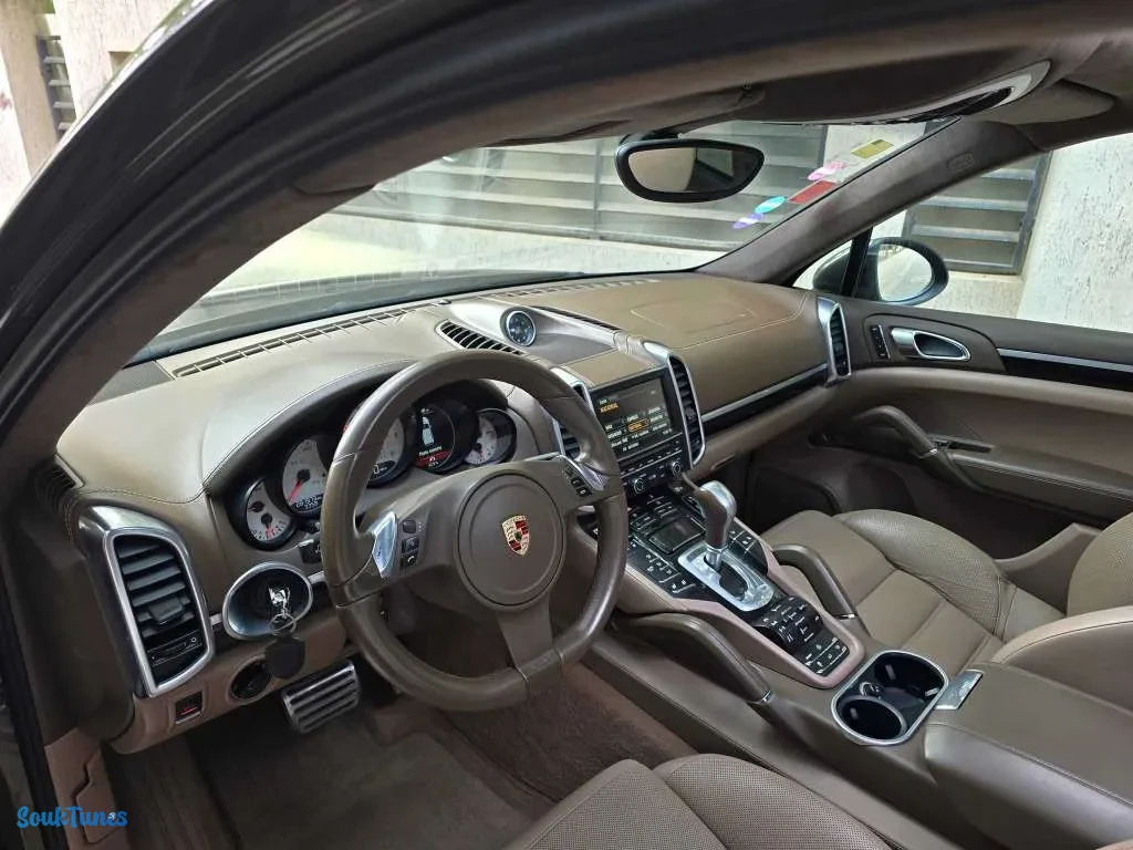 Image 7 de l'annonce 🚘 PORSCHE CAYENNE GTS2012 V8 ESSENCE🚘