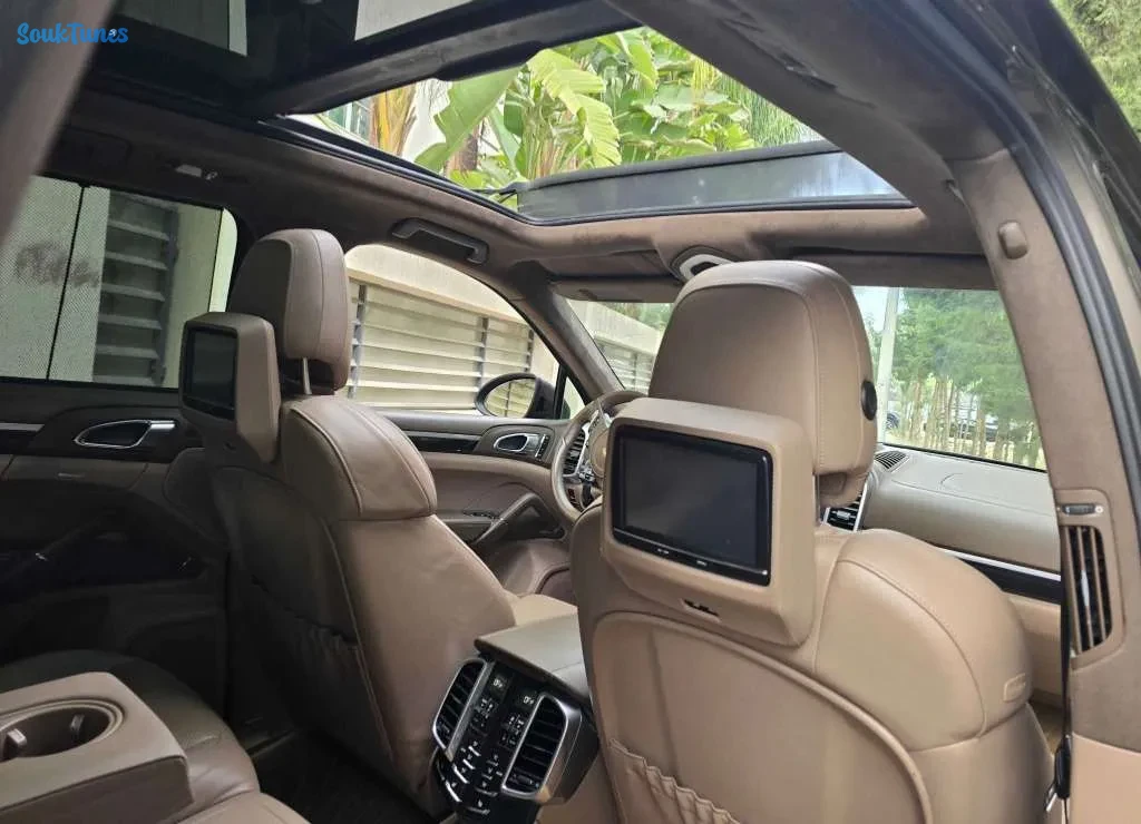 Image 9 de l'annonce 🚘 PORSCHE CAYENNE GTS2012 V8 ESSENCE🚘