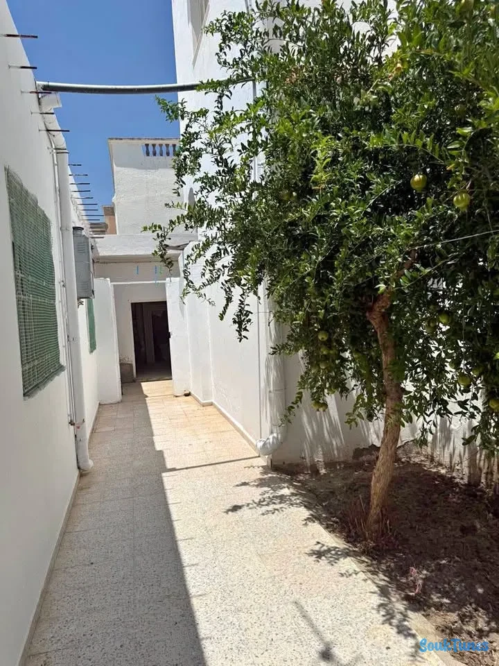 Image 5 de l'annonce Appartement S+ 2 nkhilette ariana au Rdc