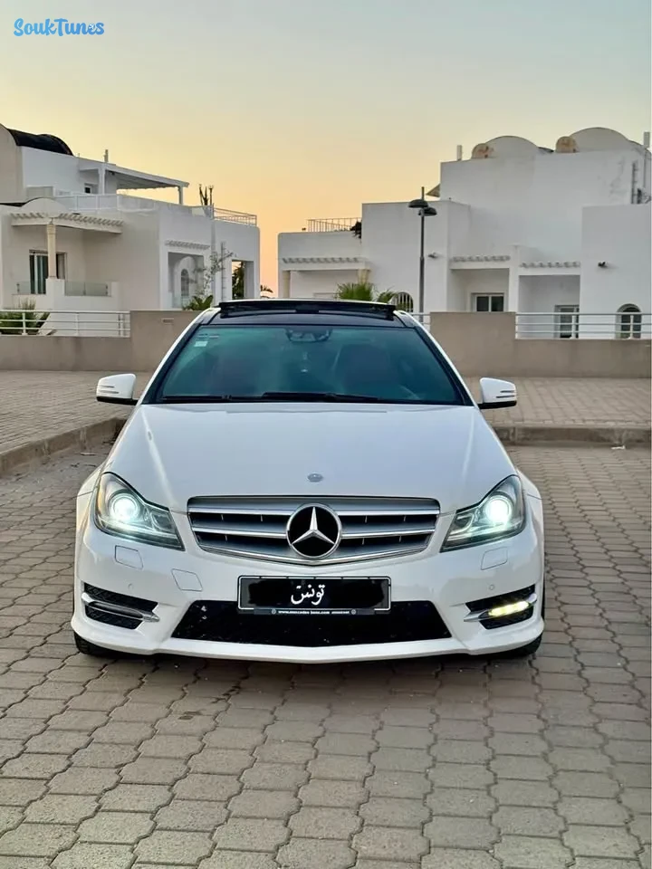 Image 3 de l'annonce Mercedes Classe C Coupé kit AMG