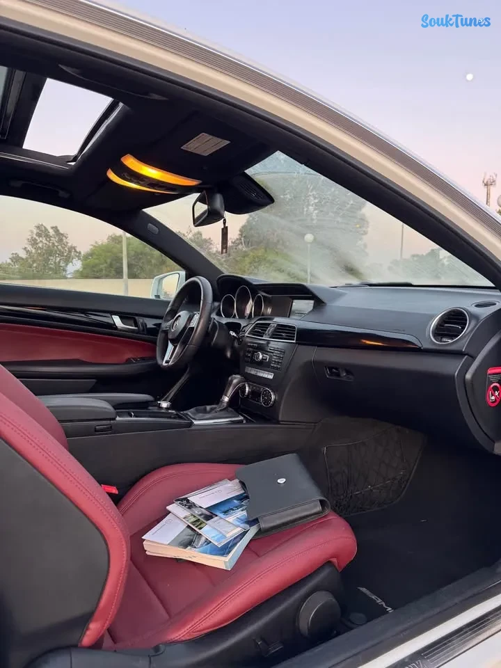 Image 8 de l'annonce Mercedes Classe C Coupé kit AMG