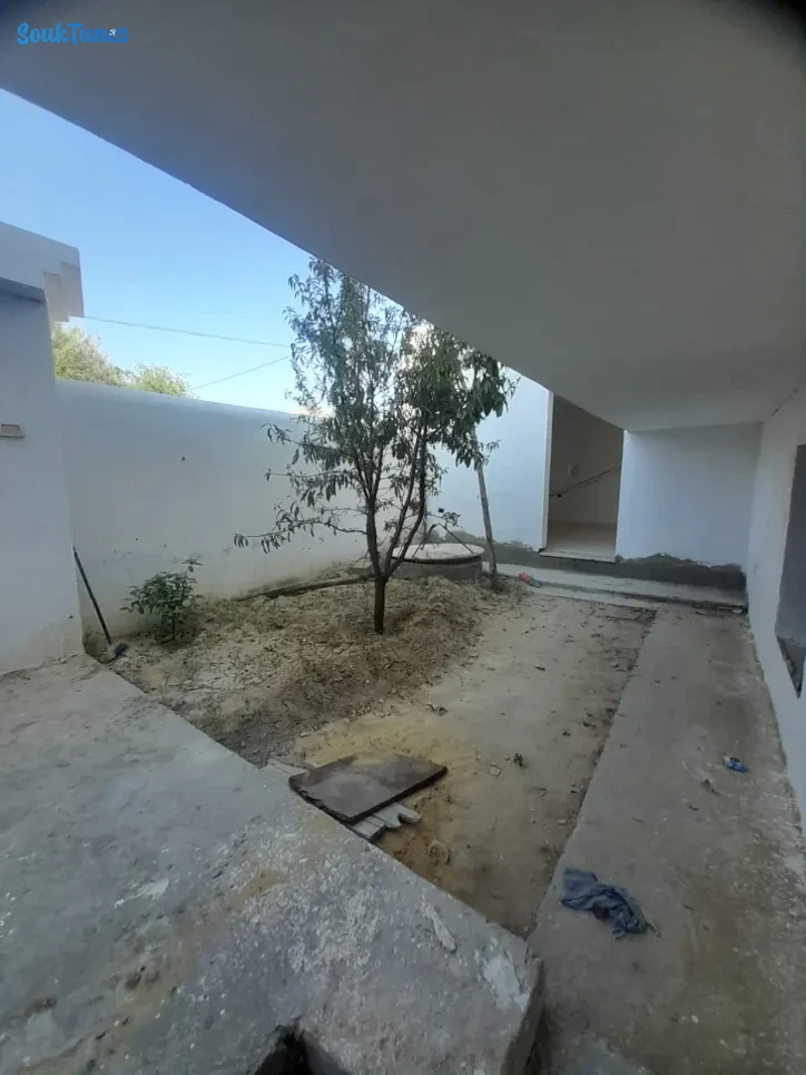 Image 6 de l'annonce منزل  للبيع  في منزل تميم (خلف المستشفى)