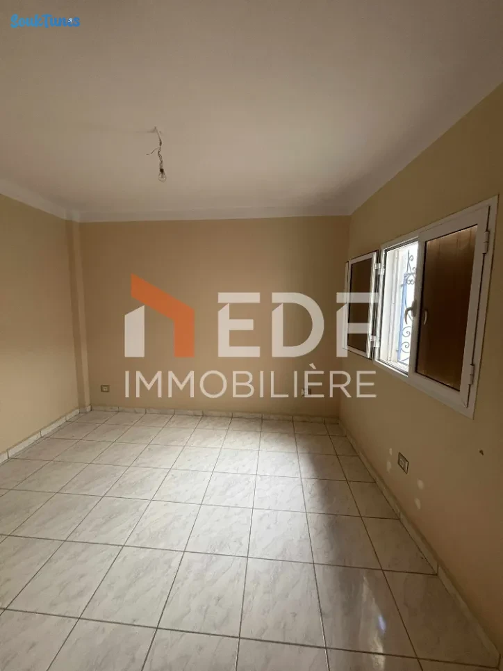 Image 4 de l'annonce A Vendre RDC+ Appartement à Ras Jebel