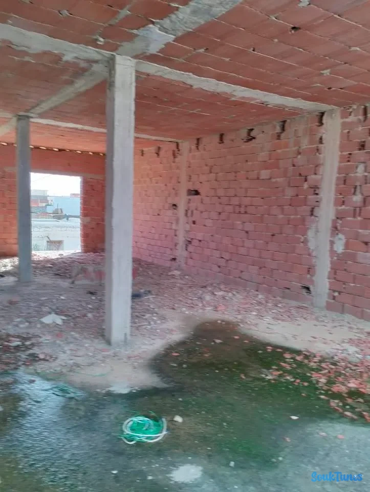 Image 10 de l'annonce  للبيع منزل غير مكتمل في منزل تميم 85000 دت 