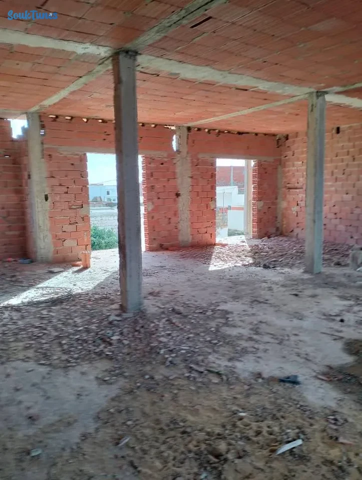 Image 7 de l'annonce  للبيع منزل غير مكتمل في منزل تميم 85000 دت 