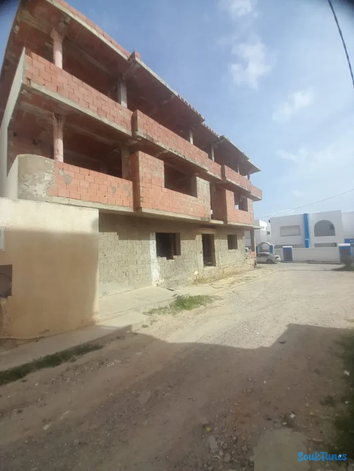 Image 8 de l'annonce immeuble a vendre a kelibia 