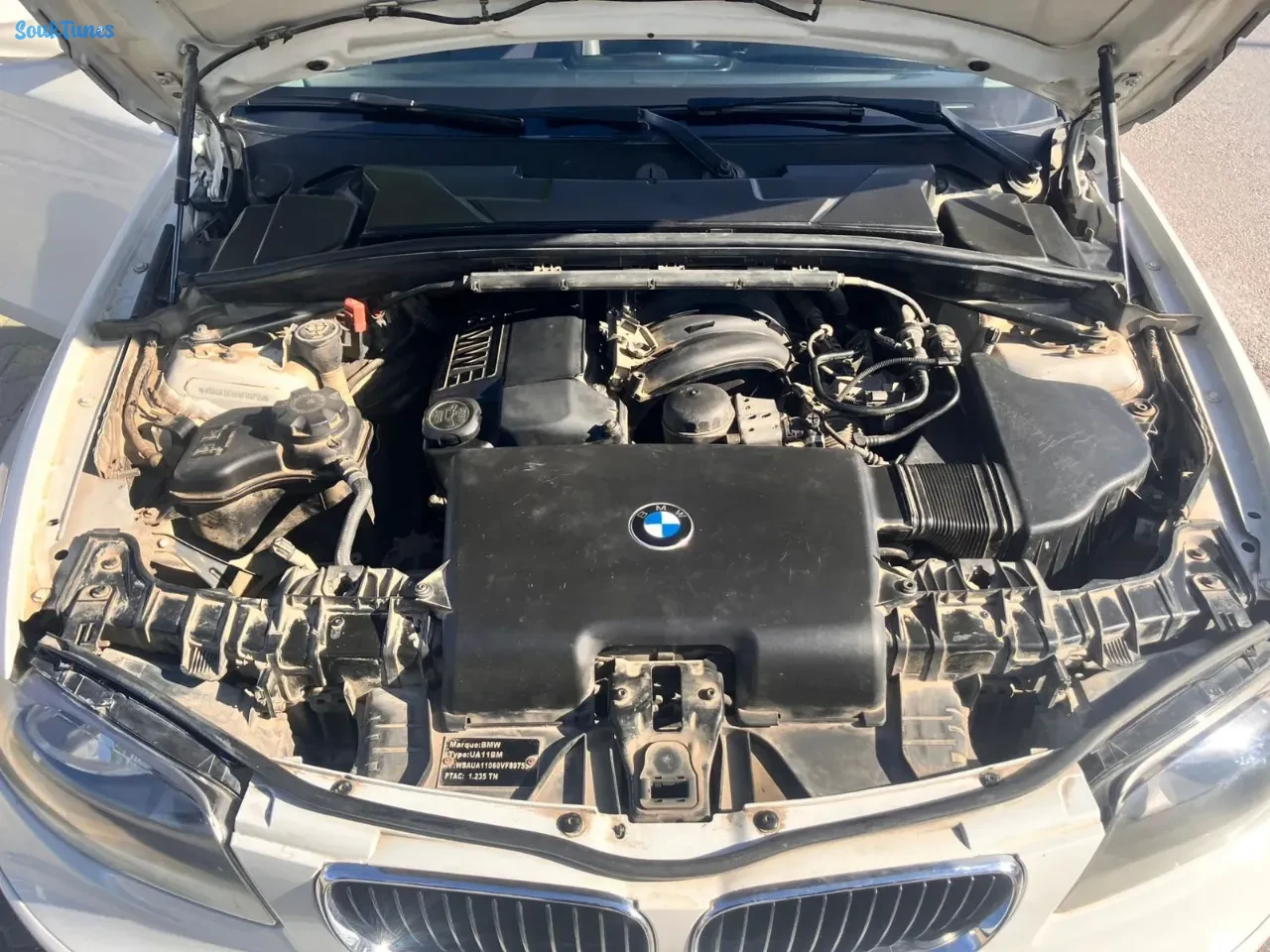 Image 8 de l'annonce À vendre: BMW en bon état.