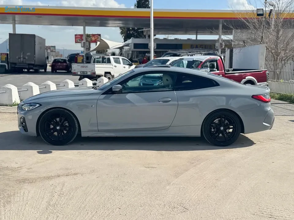 Image 4 de l'annonce BMW 420i coupé kit M