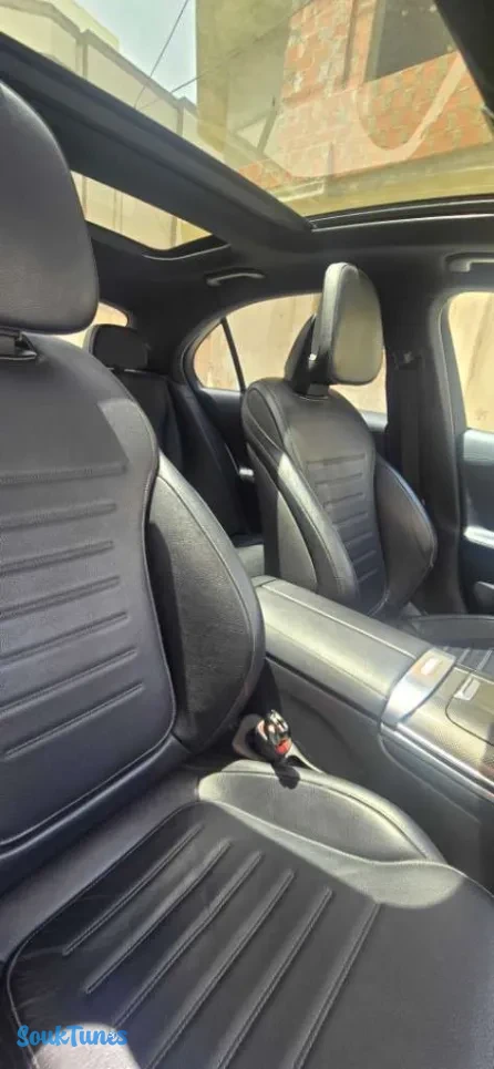 Image 9 de l'annonce Une belle mercedes benz c 200 amg