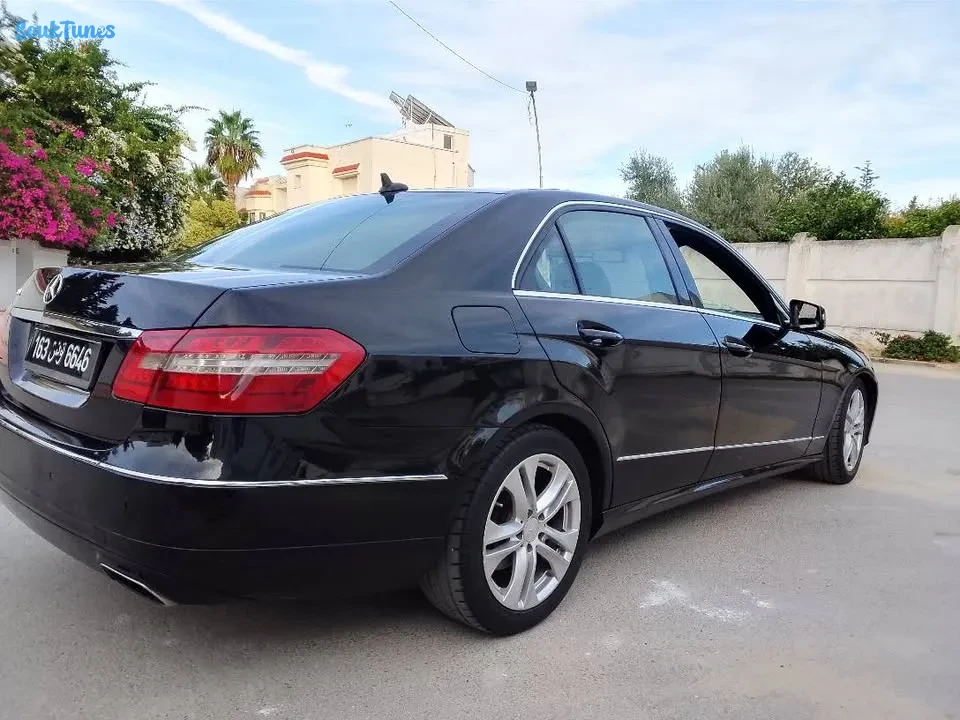 Image 4 de l'annonce Mercedes Benz