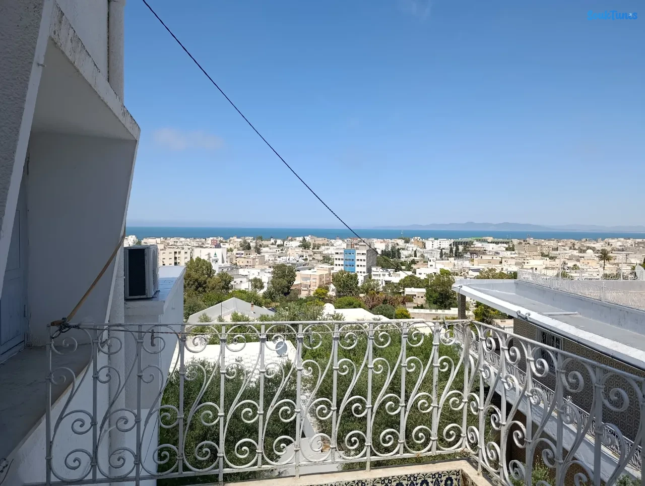 Image 12 de l'annonce Une maison familiale vue sur mer + Un studio