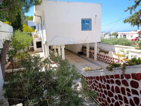 Image principale de l'annonce Une maison familiale vue sur mer + Un studio