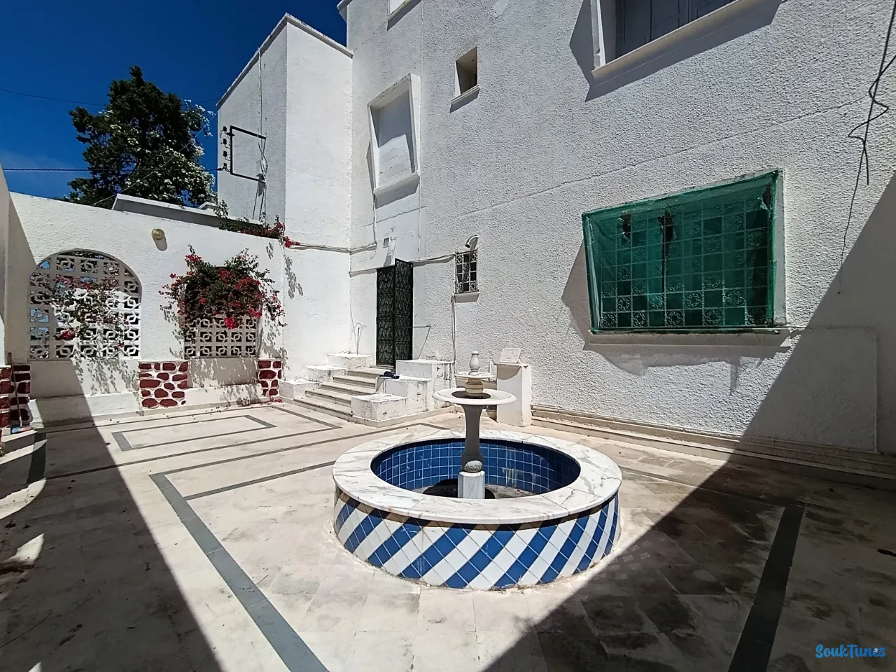 Image 5 de l'annonce Une maison familiale vue sur mer + Un studio