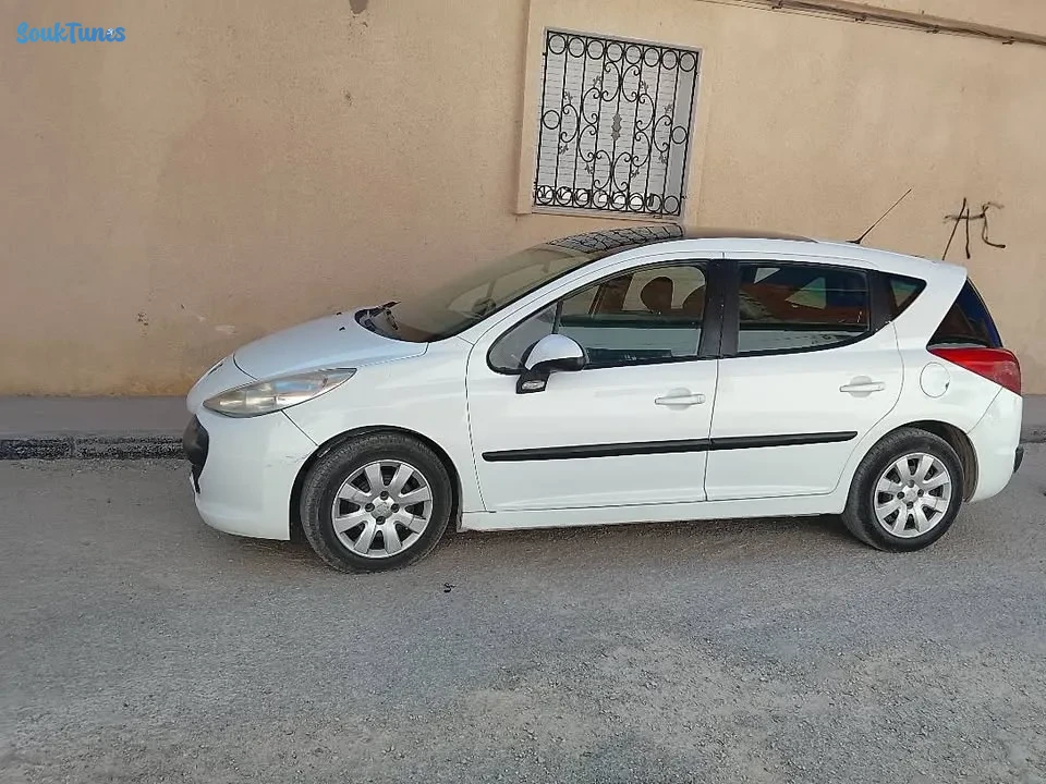 Image 4 de l'annonce 207 Peugeot 💰19 500 TND