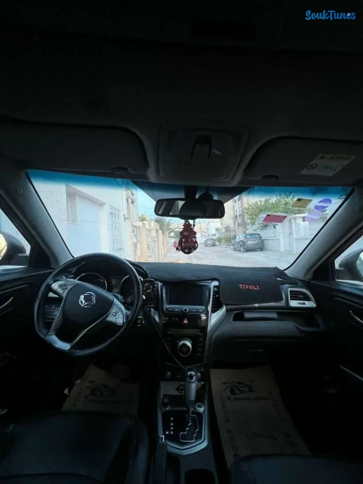 Image 5 de l'annonce A vendre ssang yong / 48.000 TND