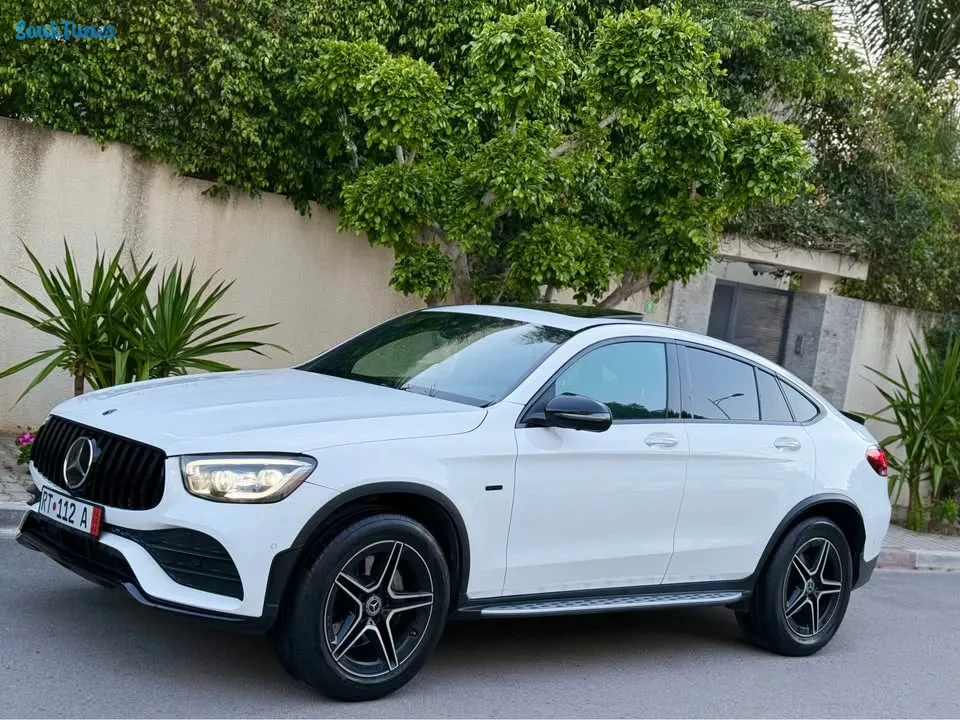 Image 2 de l'annonce Mercedes Glc300e Kit Amg 2021