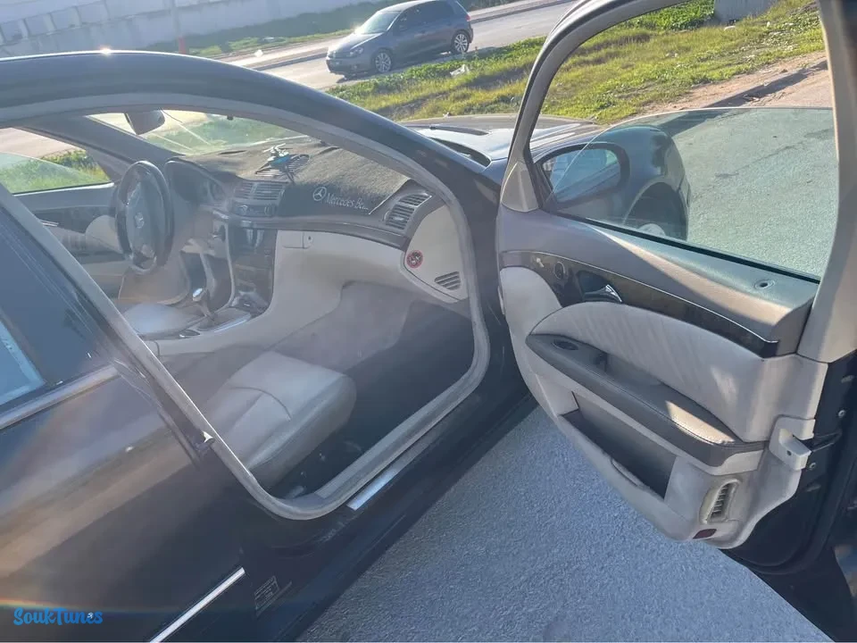 Image 7 de l'annonce Mercedes w211
