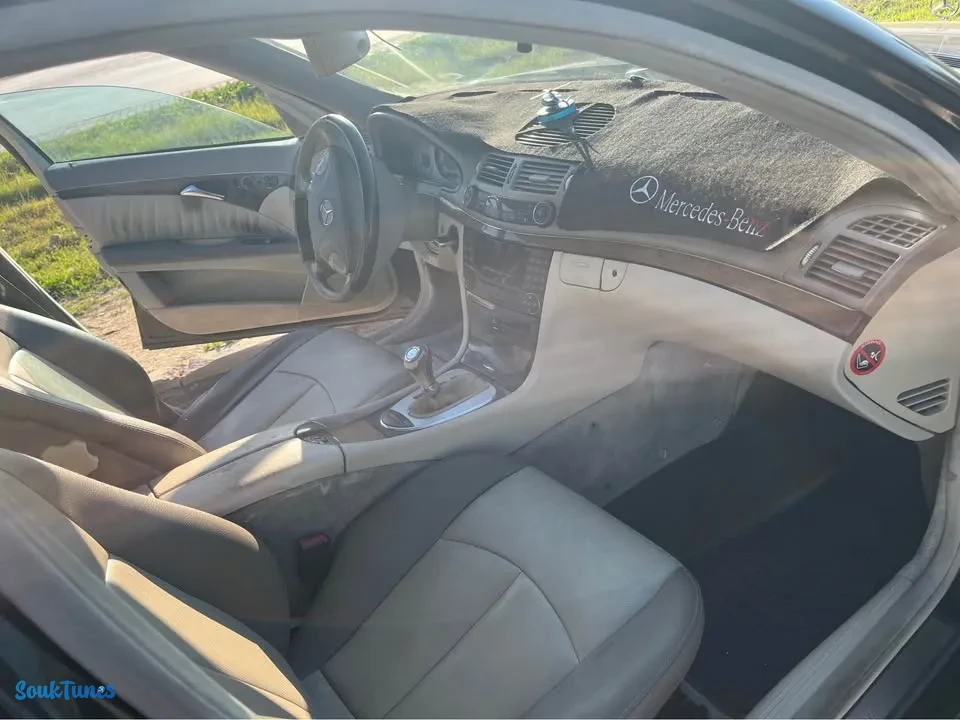 Image 6 de l'annonce Mercedes w211