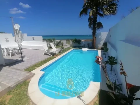Image principale de l'annonce Location estivale villa S+3 à Maamoura