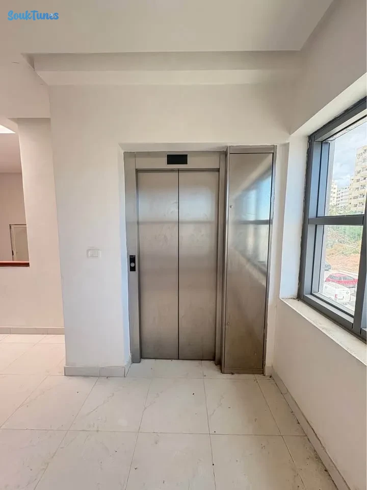 Image 9 de l'annonce mmeuble à elmenzah 6 💰 2500.000 TND