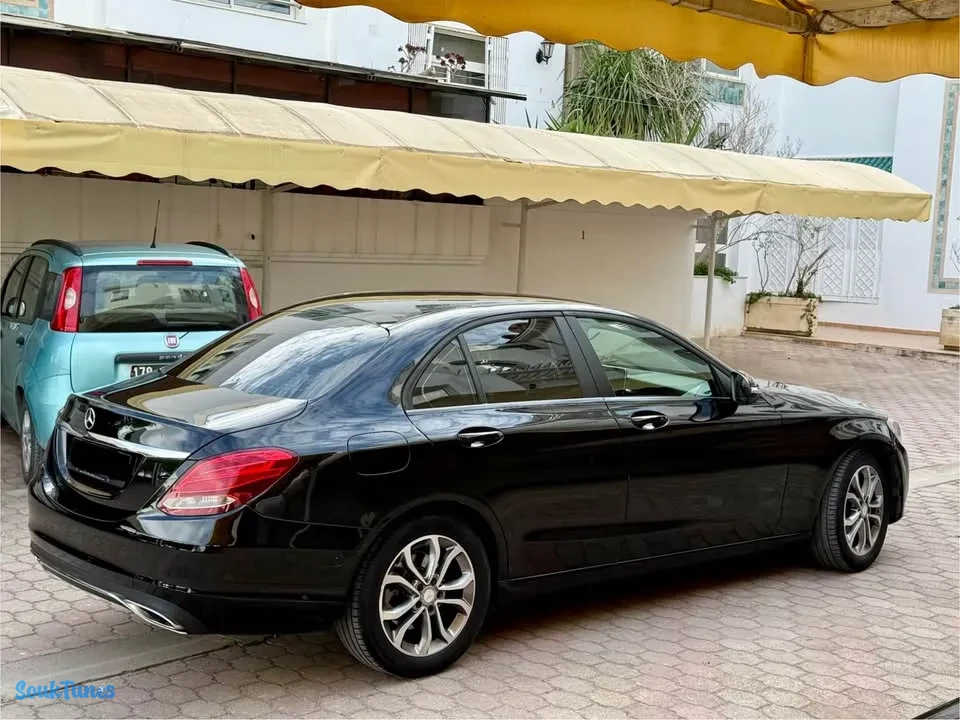 Image 4 de l'annonce Mercedes-Benz C180 2015