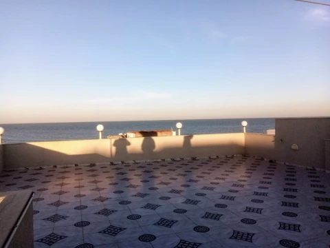Image principale de l'annonce Une Résidence de 3 maisons à Kerkouane plage