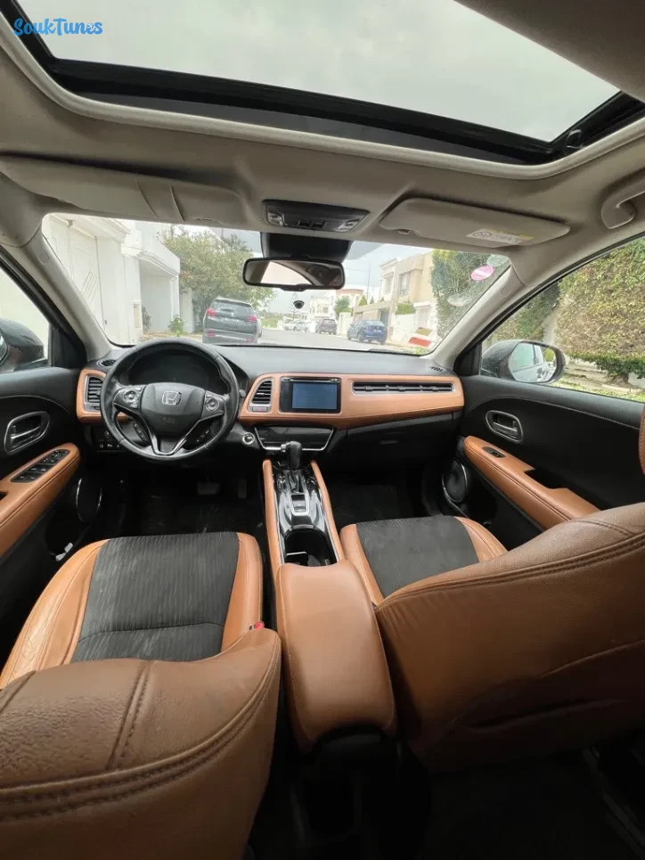 Image 4 de l'annonce A Vendre Honda Model Hr-v