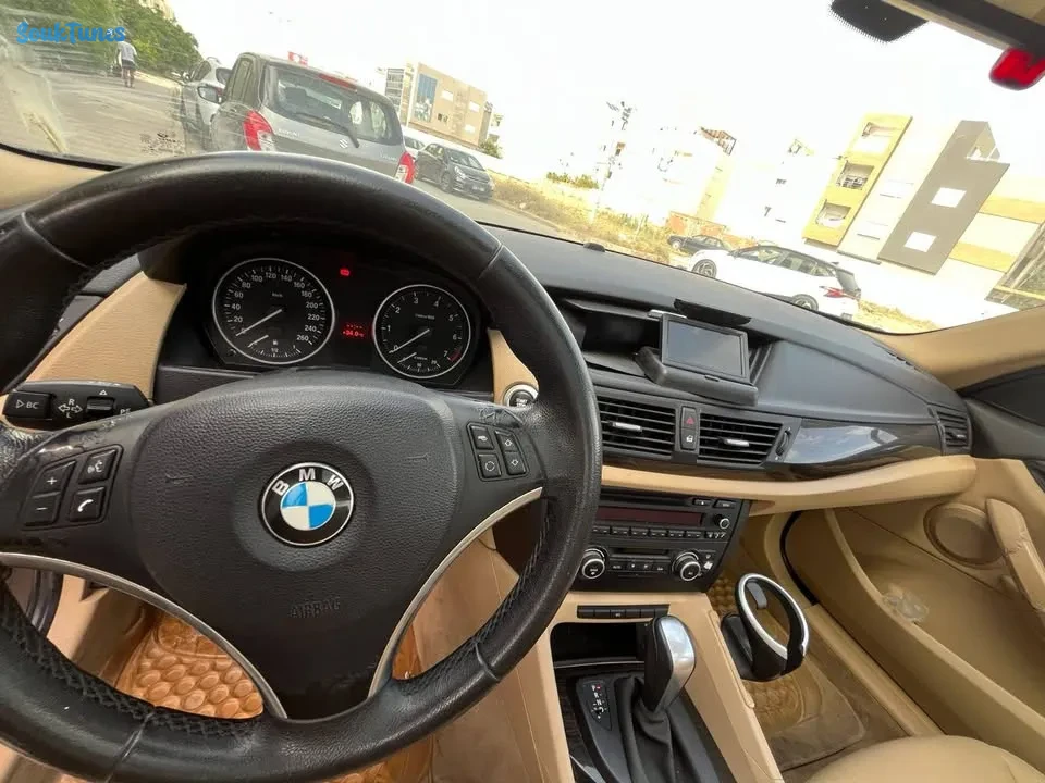 Image 8 de l'annonce Voiture bmw x1