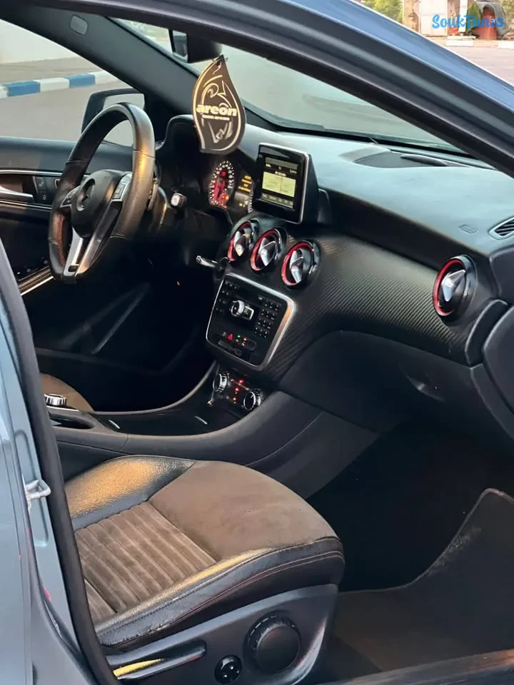 Image 19 de l'annonce Mercedes A250 e-Sport AMG 