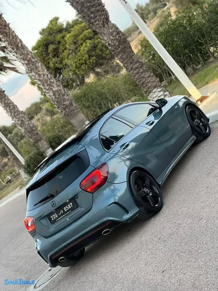Image 8 de l'annonce Mercedes A250 e-Sport AMG 
