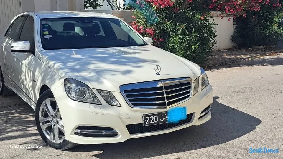 Image 11 de l'annonce MERCEDES E220 CDI 