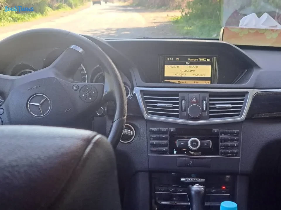 Image 17 de l'annonce MERCEDES E220 CDI 