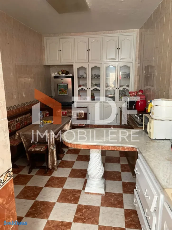 Image 12 de l'annonce Maison en Triplex au centre ville Ras Jebel