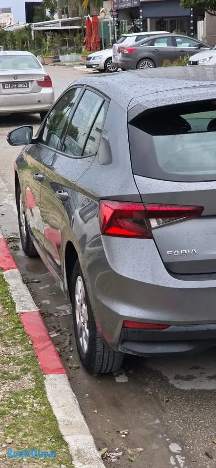 Image 6 de l'annonce Skoda Fabia 1.2 modèle 2022  38 700 TND